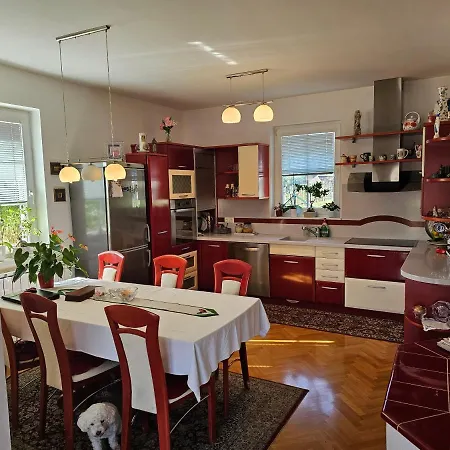 Appartement Aurora *